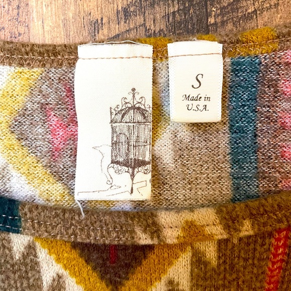 Brown Aztec pattern dress - Picture 2 of 3